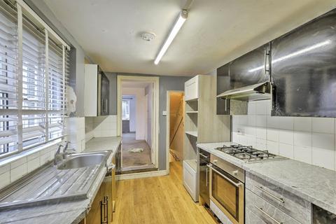 3 bedroom terraced house for sale, Boughton Green Road, Northampton
