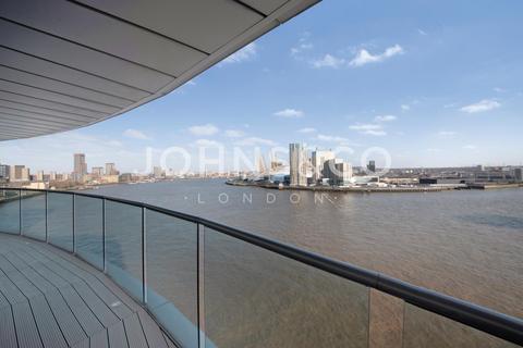 2 bedroom apartment to rent, New Providence Wharf, 1 Fairmont Avenue, London, E14