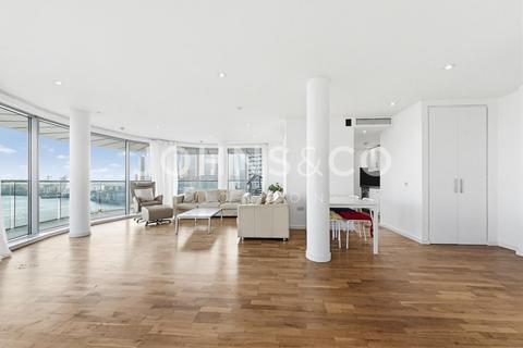 2 bedroom apartment to rent, New Providence Wharf, 1 Fairmont Avenue, London, E14