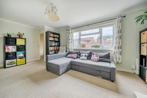 undefined, Blackwater,  Hampshire,  GU17