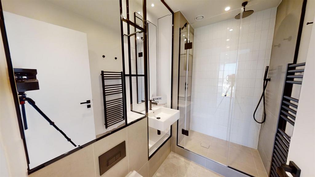 2nd ensuite