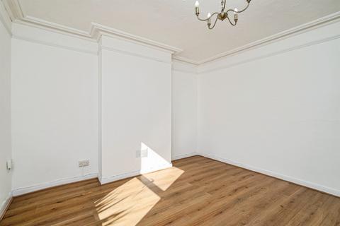 3 bedroom terraced house for sale, Stradbroke Road, Gorleston, Great Yarmouth