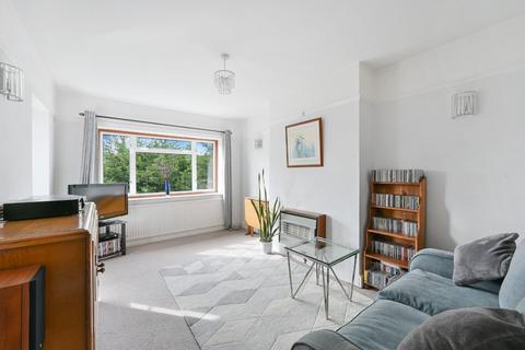 2 bedroom flat for sale, Ridgeway, Epsom