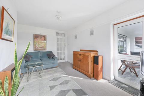 2 bedroom flat for sale, Ridgeway, Epsom