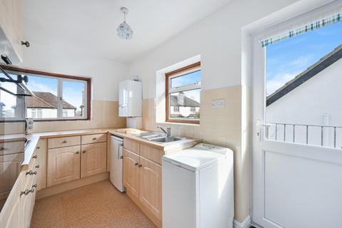 2 bedroom flat for sale, Ridgeway, Epsom
