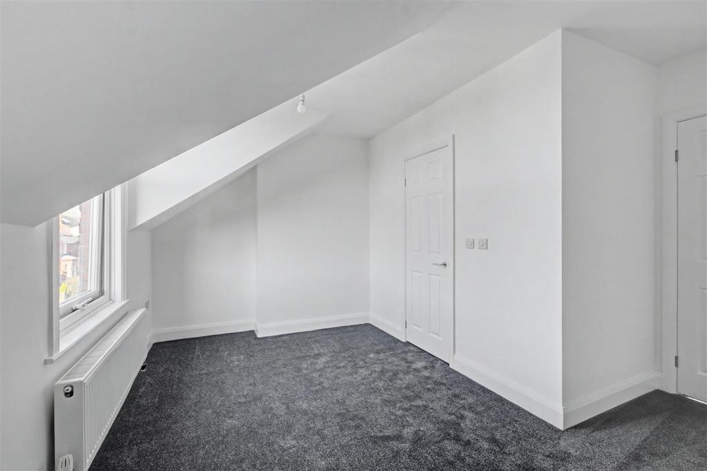 Bedroom 3 2.jpeg