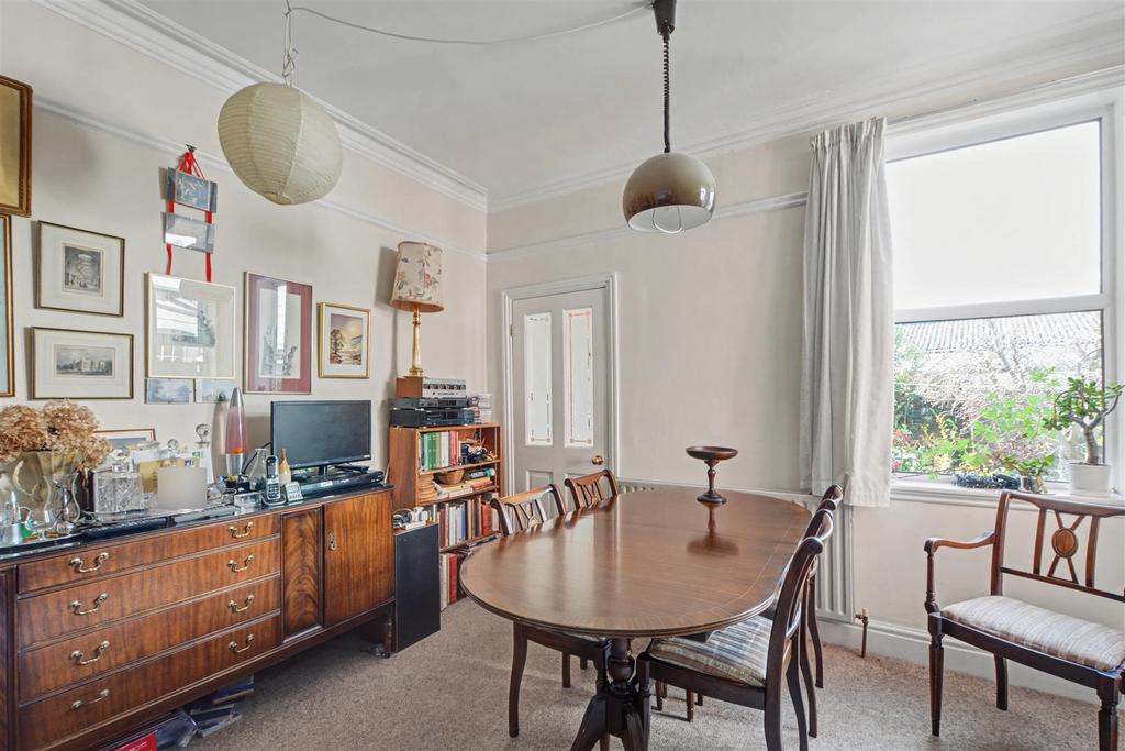 Dining Room 2.jpeg