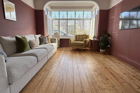 4 bedroom detached house for sale, Kings Close, Bramhall