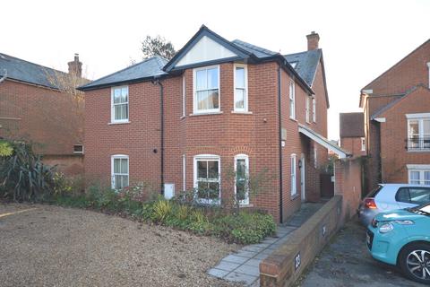 1 bedroom maisonette to rent, Belmore Lane, Lymington, Hampshire, SO41