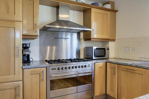 5 bedroom detached house for sale, Summervale, Holmfirth HD9