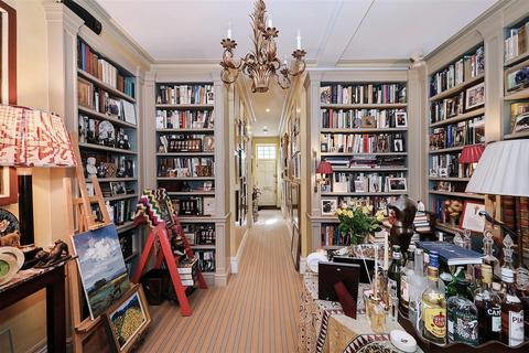 1 bedroom apartment for sale, Embankment Gardens, Chelsea, SW3