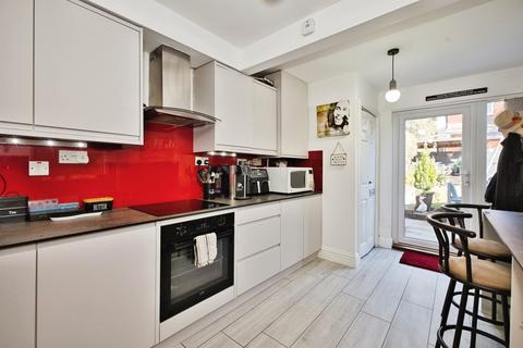 4 bedroom end of terrace house for sale, Beer Street, YEOVIL