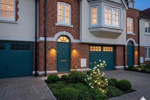 undefined, St Peters Mews, The Parade, Marlborough, Wiltshire, SN8
