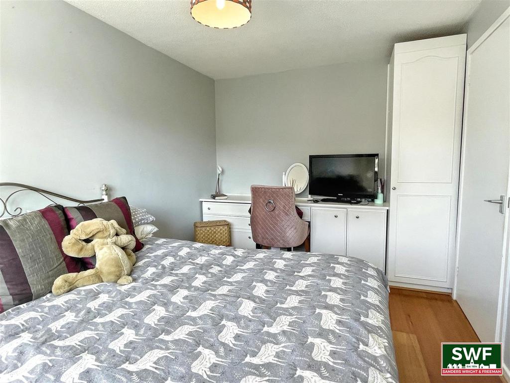 Bedroom1.1.jpg