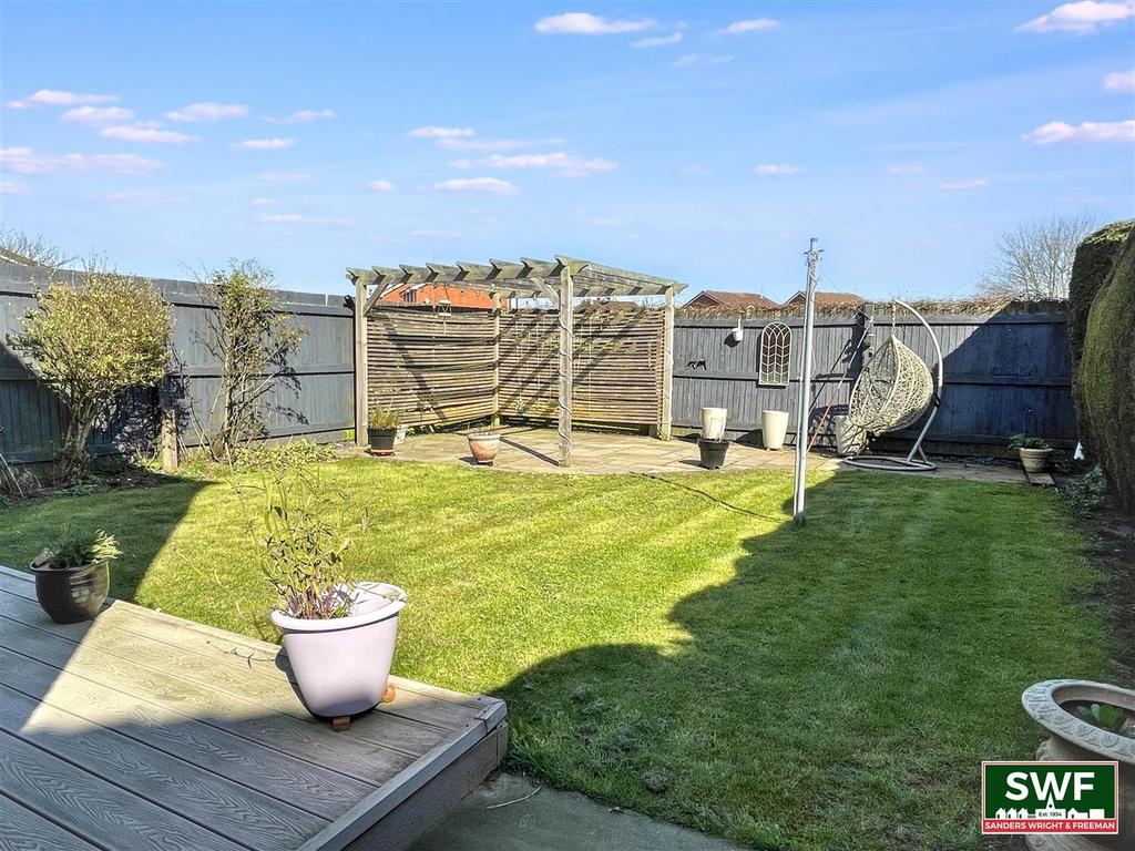 Garden3.jpg