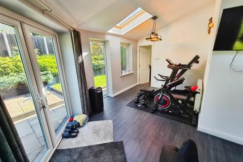 2 bedroom semi-detached house for sale, Sterne Close, Elworth, Sandbach
