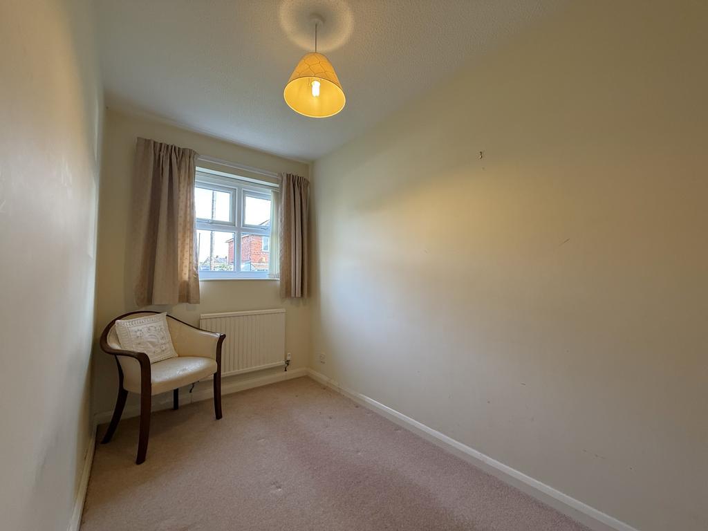 50 Bramwell St 2nd bedroom.jpeg