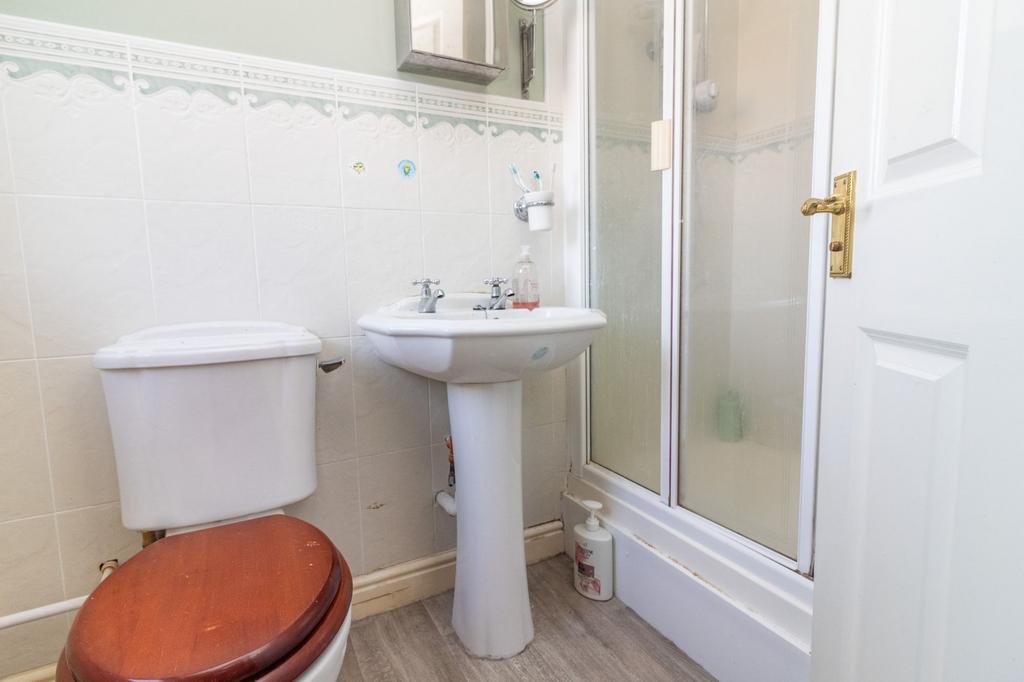 En suite shower room