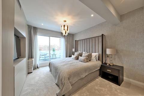 2 bedroom flat for sale, Ennismore Gardens, London