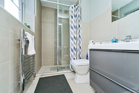 4 bedroom house to rent, Edelweiss Close, Walsall, WS5