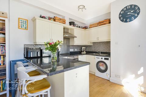 2 bedroom flat for sale, Hervey Road, LONDON SE3