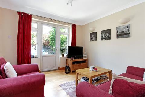 3 bedroom apartment to rent, Tooting Bec Road, Tooting, London, SW17