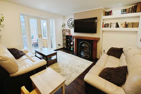 3 bedroom semi-detached house to rent, Scott Road, Bishop Auckland
