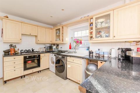 3 bedroom chalet for sale, Hever Road, Sevenoaks TN15