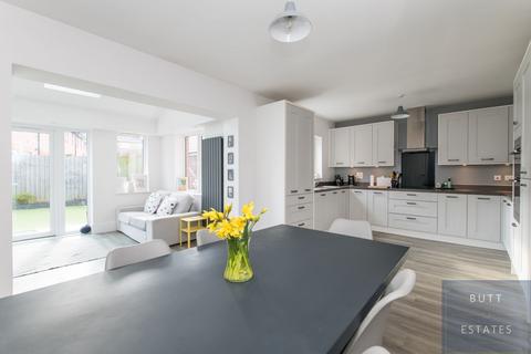 4 bedroom detached house for sale, Exeter EX2