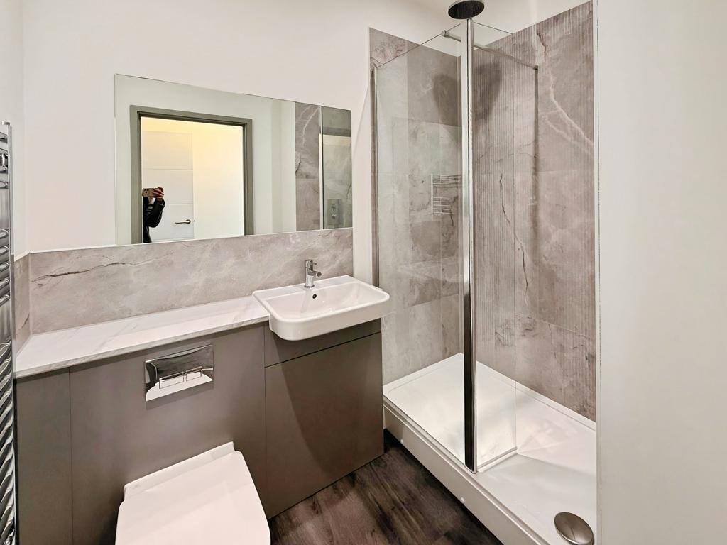 En-suite Bathroom