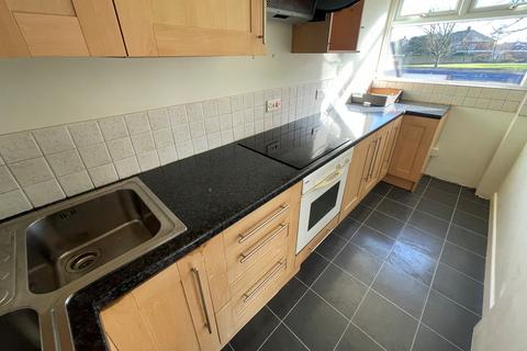1 bedroom flat for sale, Claremont Court, Whitley Bay, Tyne and Wear, NE26 3HN