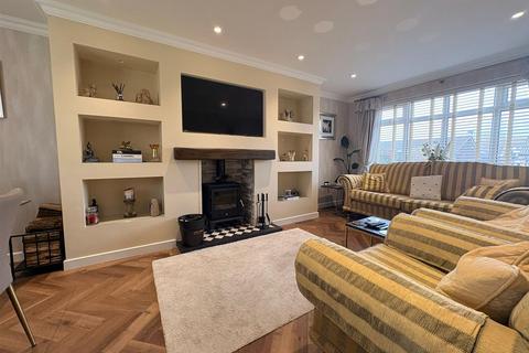 undefined, Buckton Vale Road, Stalybridge SK15