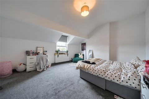 6 bedroom end of terrace house for sale, Booth Avenue, Manchester, Greater Manchester