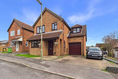 3 bedroom detached house for sale, Moorland Close, Locks Heath