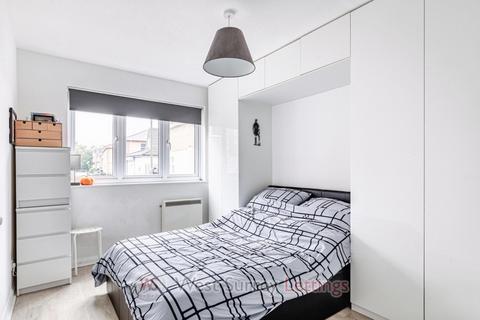 1 bedroom ground floor flat to rent, Foundary Mews, Chertsey KT16 9AP