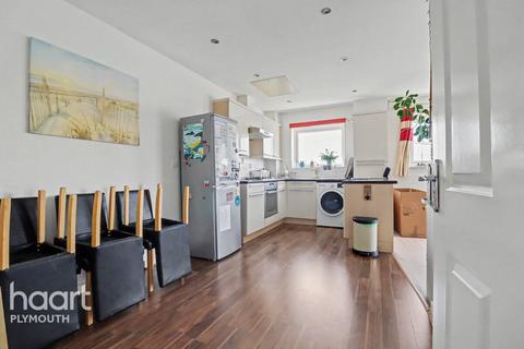 2 bedroom apartment to rent, Mckay Avenue, TORQUAY