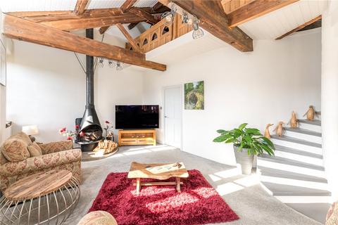 2 bedroom terraced house for sale, Beckfoot Lane, Bingley, West Yorkshire, BD16