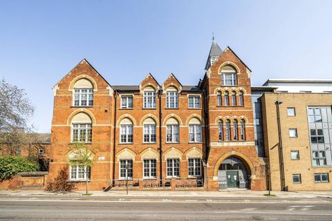 1 bedroom flat for sale, York Way, King's Cross, London, N1