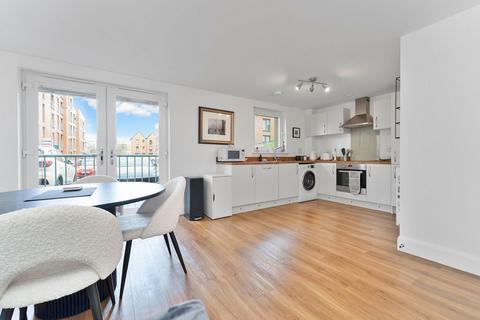 undefined, 0419L Ashley Place, Edinburgh, EH6 5GB