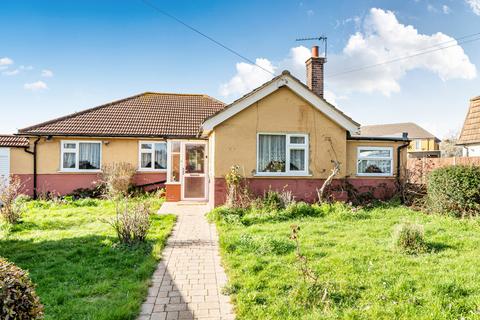 3 bedroom bungalow for sale, Horndon Road, Collier Row RM5
