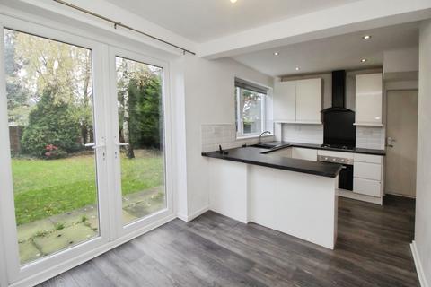 3 bedroom link detached house for sale, Pennine Road, Derbyshire SK13