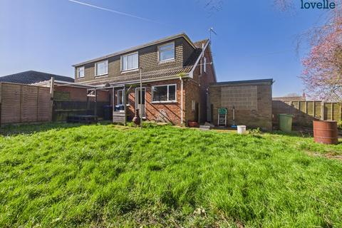 undefined, Millfields, Caistor, LN7