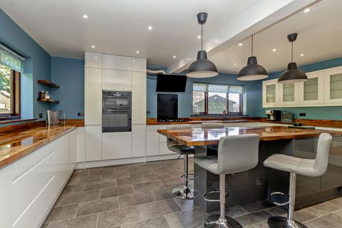 4 bedroom detached house for sale, Schoolside Lane, Middleton, Manchester M24