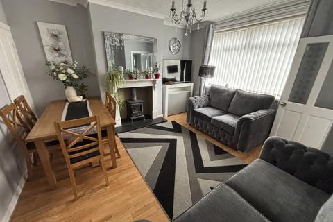 3 bedroom terraced house to rent, Beck Road, SHEFFIELD