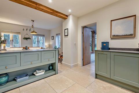 3 bedroom detached house to rent, Quarry Lodge, High Park, Albrighton, WV7 3BB