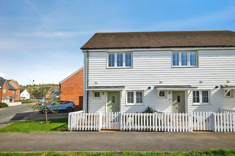 2 bedroom end of terrace house for sale, Corliss Vale, Wouldham, Rochester, Kent, ME1