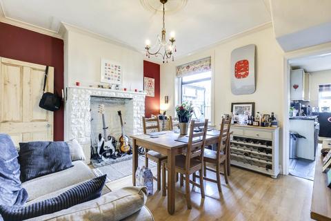 3 bedroom terraced house for sale, Avenue Terrace, Yeadon, Leeds, West Yorkshire, LS19