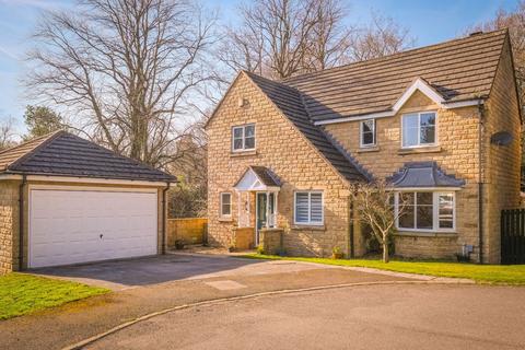 4 bedroom detached house for sale, Haywood Avenue, Huddersfield HD3
