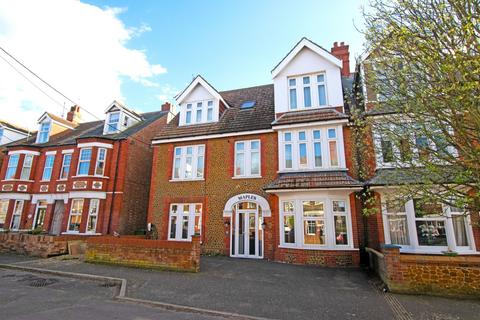 6 bedroom semi-detached house for sale, Three Storey Victorian Home in Hunstanton