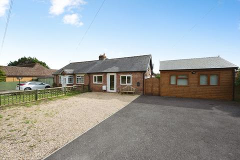 2 bedroom bungalow for sale, Clovelly Road, Hayling Island, Hampshire, PO11